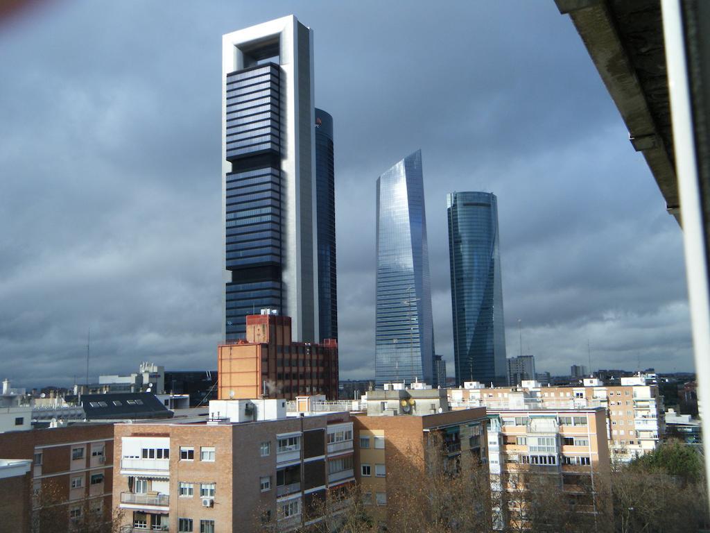 Madrid Studio Apartments エクステリア 写真